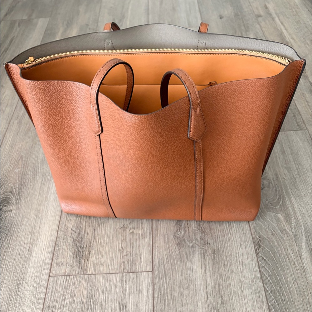 Tory Burch Laptop Bag in Autumn Brown